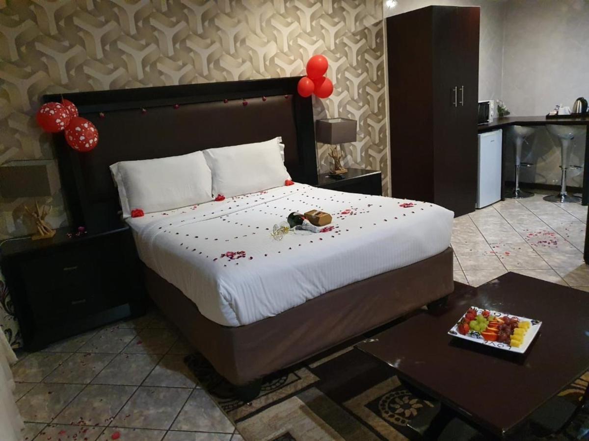 Ecotel Premier Lodge & Conference Centre Benoni Εξωτερικό φωτογραφία