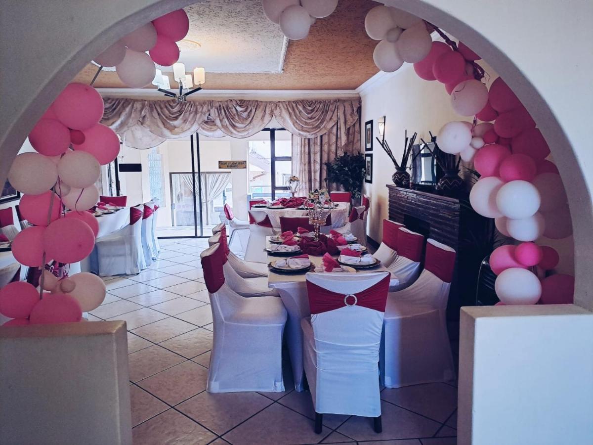 Ecotel Premier Lodge & Conference Centre Benoni Εξωτερικό φωτογραφία