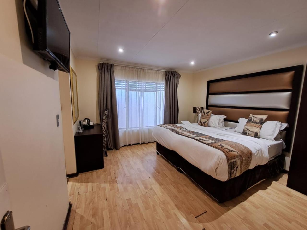 Ecotel Premier Lodge & Conference Centre Benoni Εξωτερικό φωτογραφία